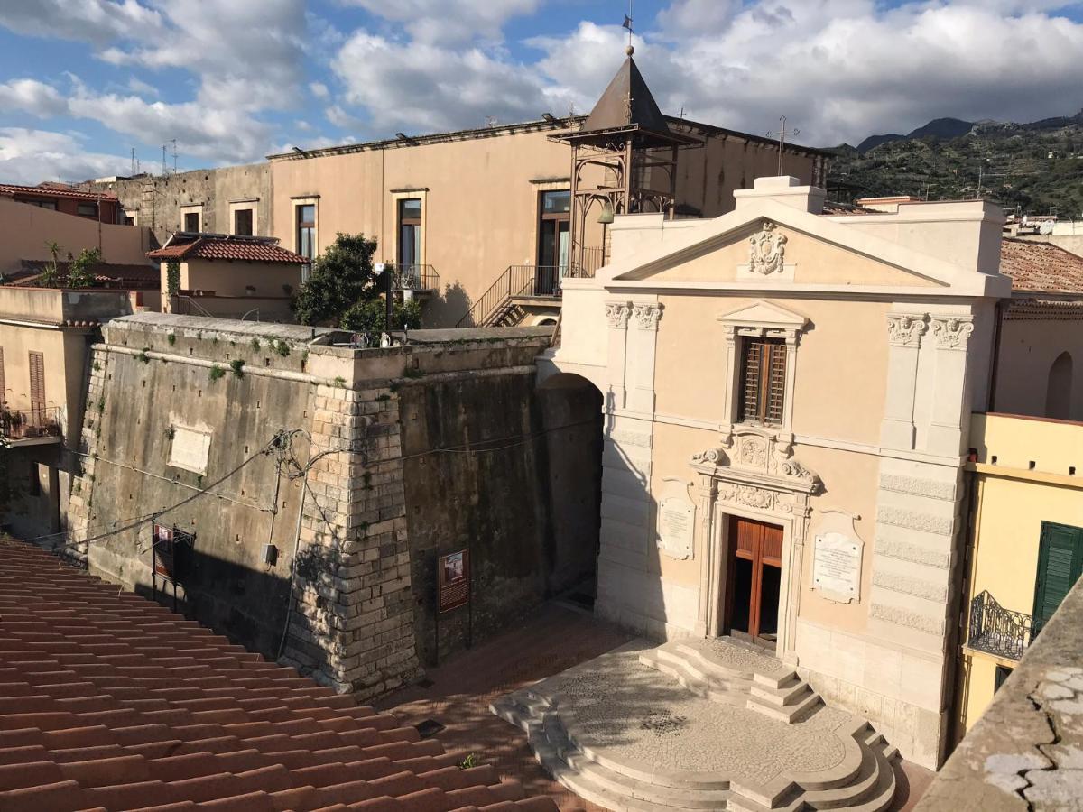 Castello D'Alcontres B&B Nizza di Sicilia Exterior foto